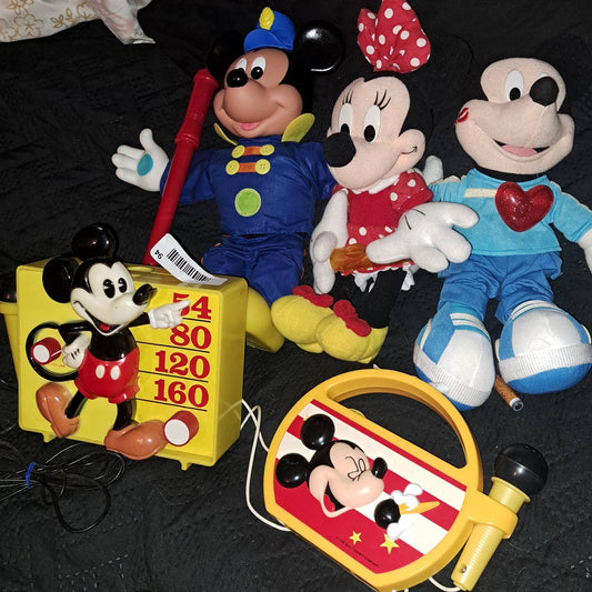 VINTAGE Musical Mickey Mouse-2 radios-Minnie & Band Director Mickey