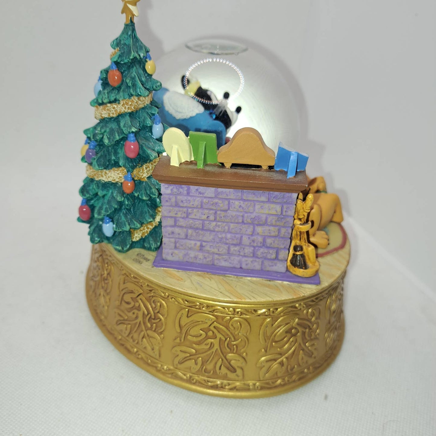 Wonderful Disney Mickey Mouse Musical globe 7in 3.4lbs! Shows Pirrung Family!