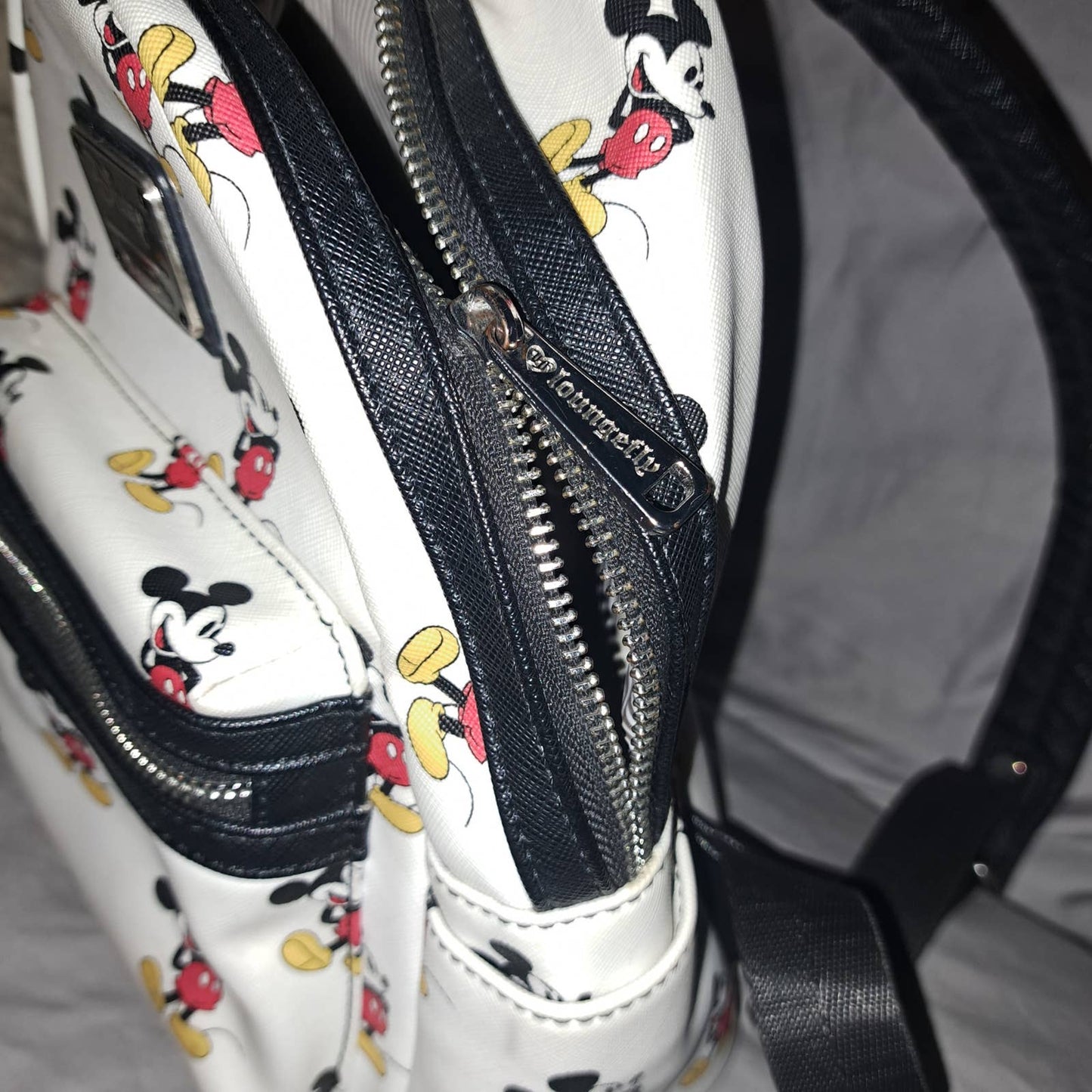 FUN and FABULOUS CLASSIC Mickey - LoungeFly Mini Backpack Pre-owned