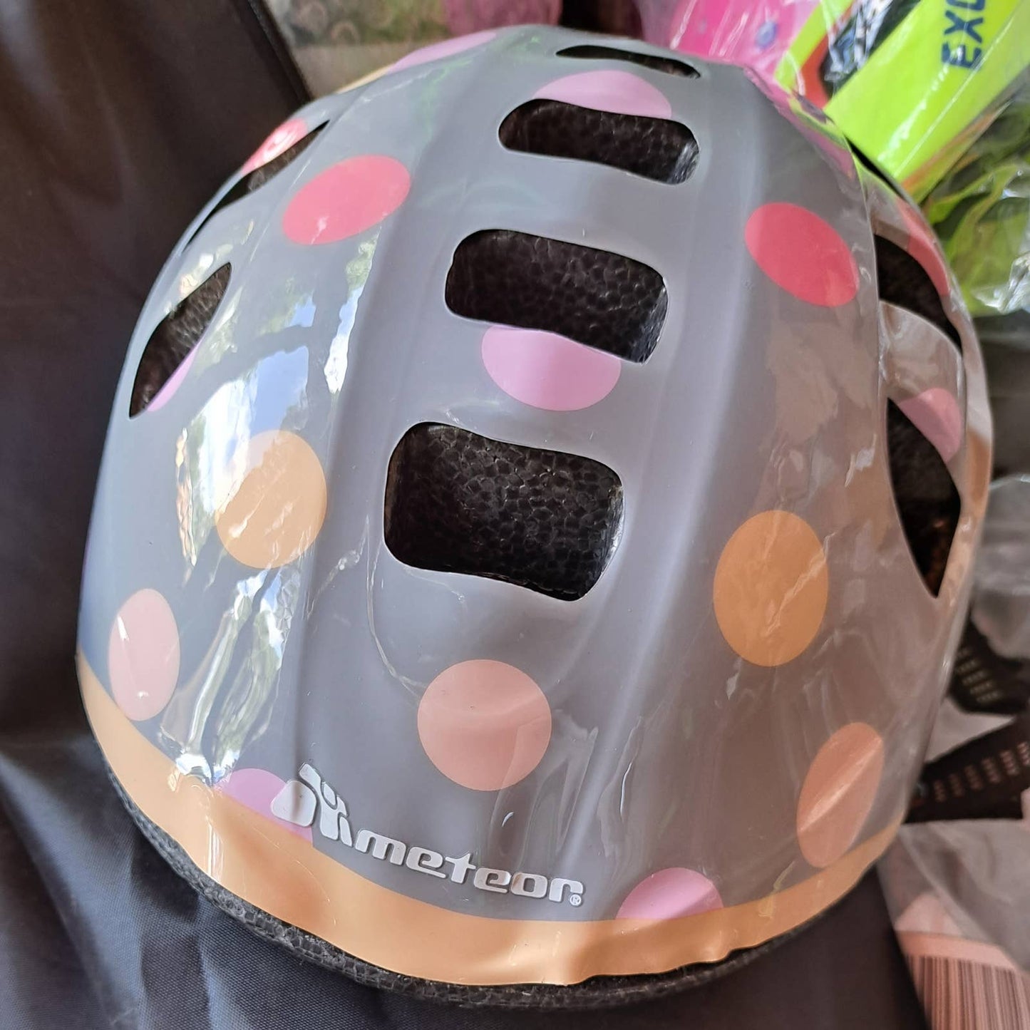 Meteor Kids Helmet NEW with defects