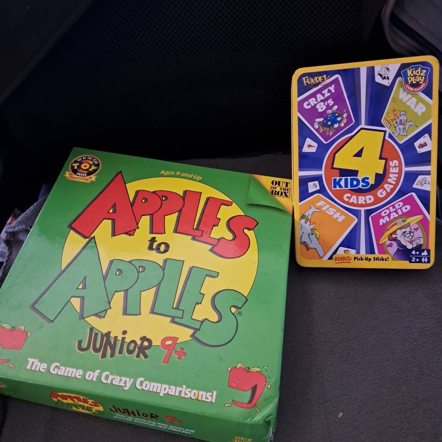 Rainy Day FUN! APPLES to APPLES JR & Tin with Card Games