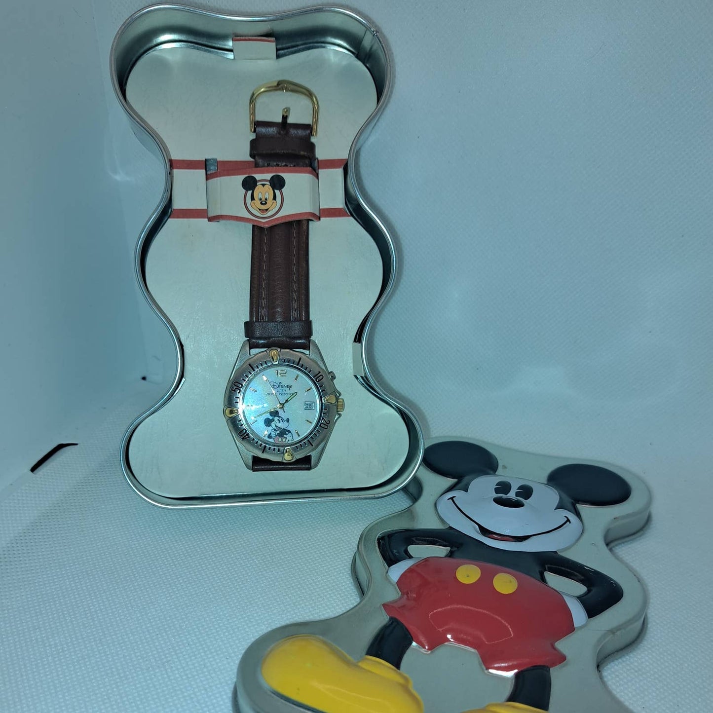 NIB-Beautiful Gold & Stainless- Leather Band Mickey Mouse Wristwatch in TIN