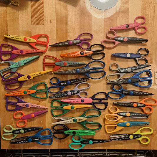 30 Fiskars SCRAPBOOKING Scalloped & Misc Edgers Scissors Decorative edge