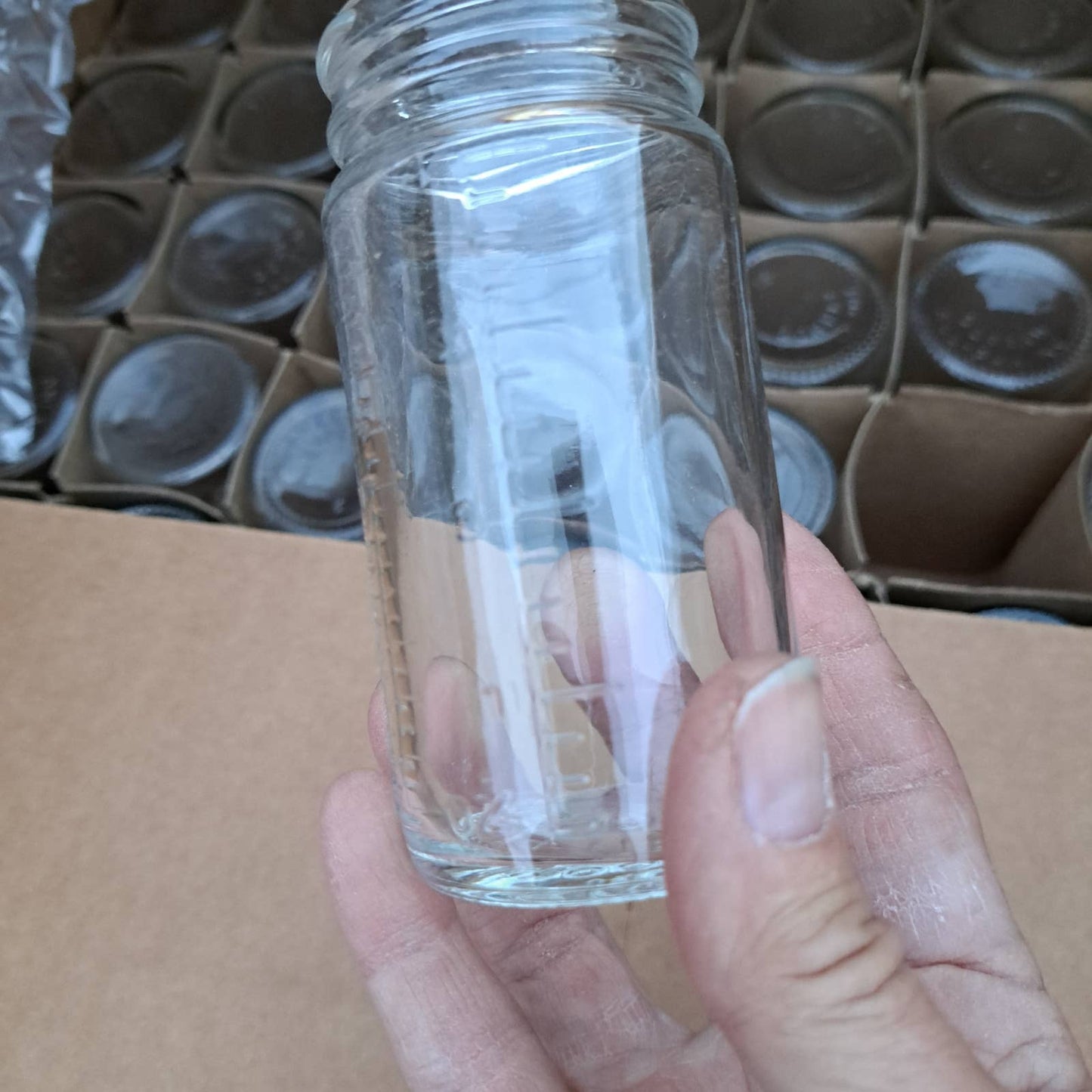 12-138 QORPAK Beaker Bottle: 4 oz Labware Capacity Pulp/Vinyl 12 PK