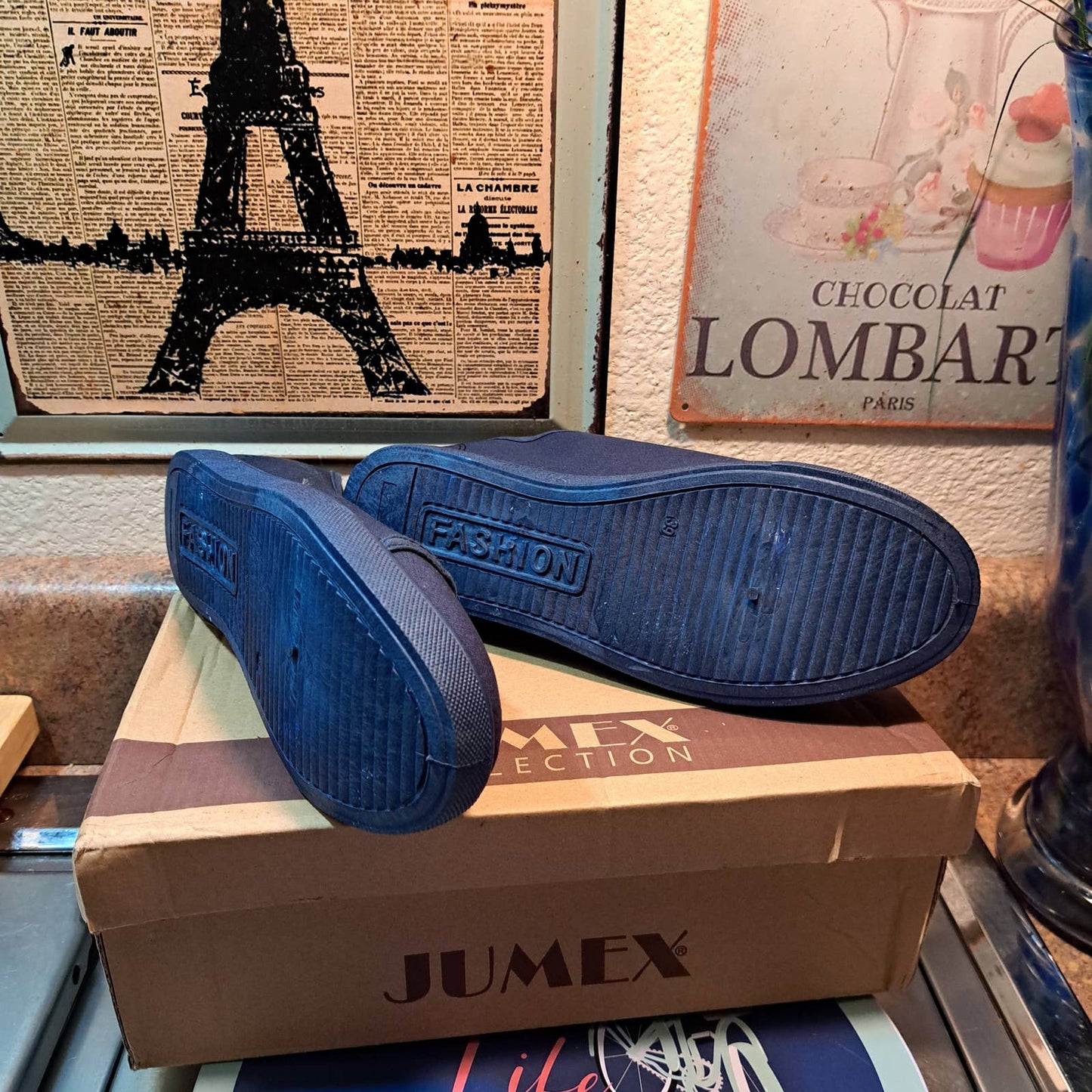 NIB - JUMEX BLUE shoe and laces - EU 39 / 8 US