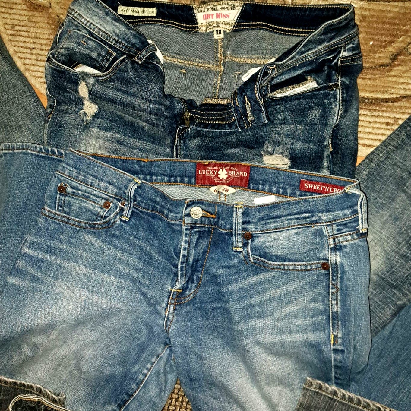 Fabulous Fun Bundle of 6 Size 6 Jeans! Talbots-Lucky Brand-Hot Kiss-Gap