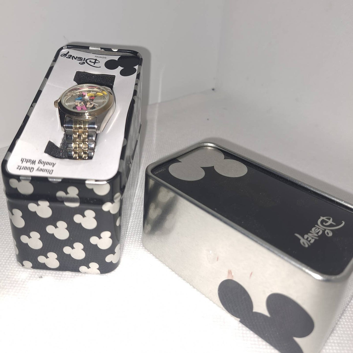 NEW in Collectors Tin Box - Stainless & Gold Stretch Band Mickey & Minnie