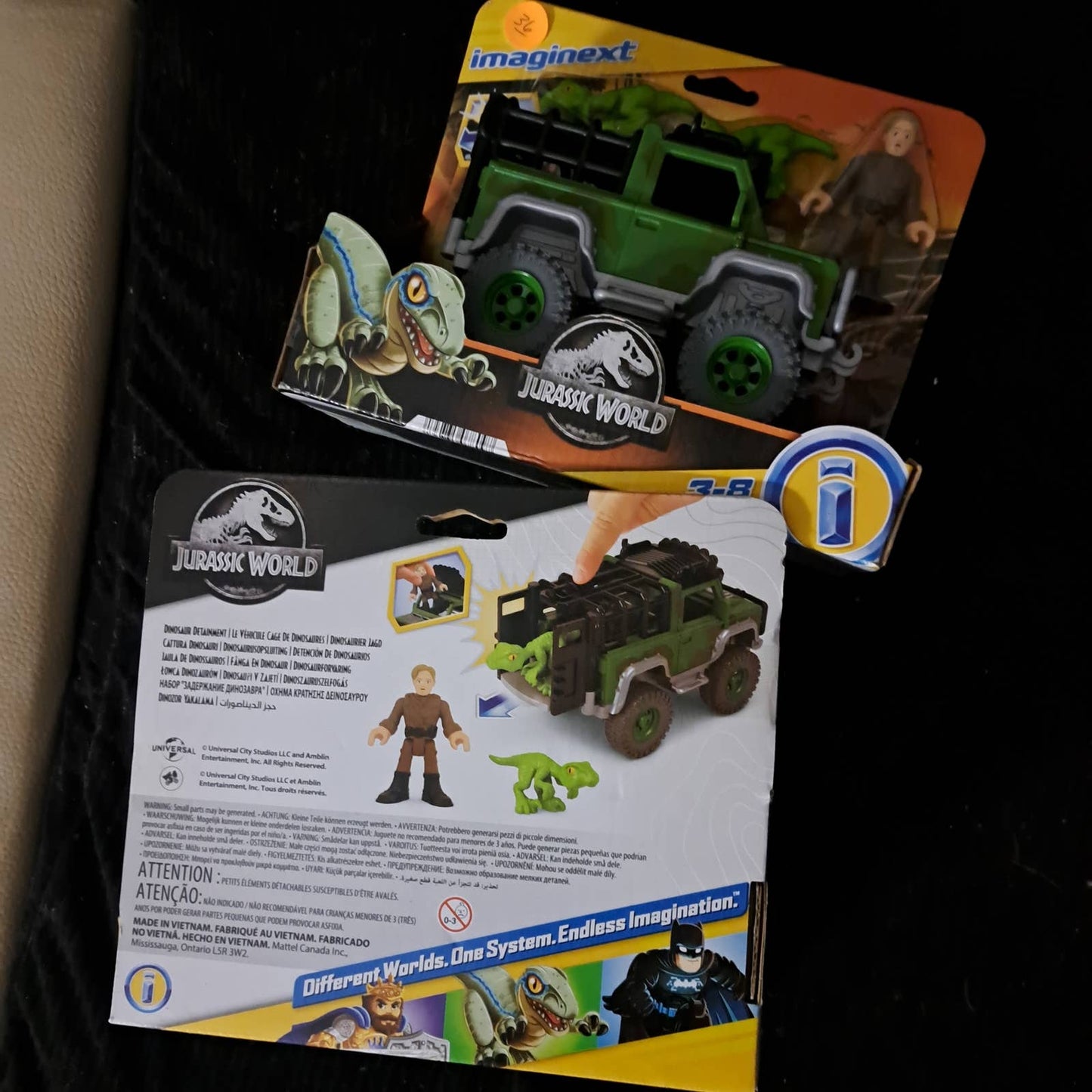 NEW IN BOX - No Fighting Get one for Each kid! Jurassic Park LG Play Sets