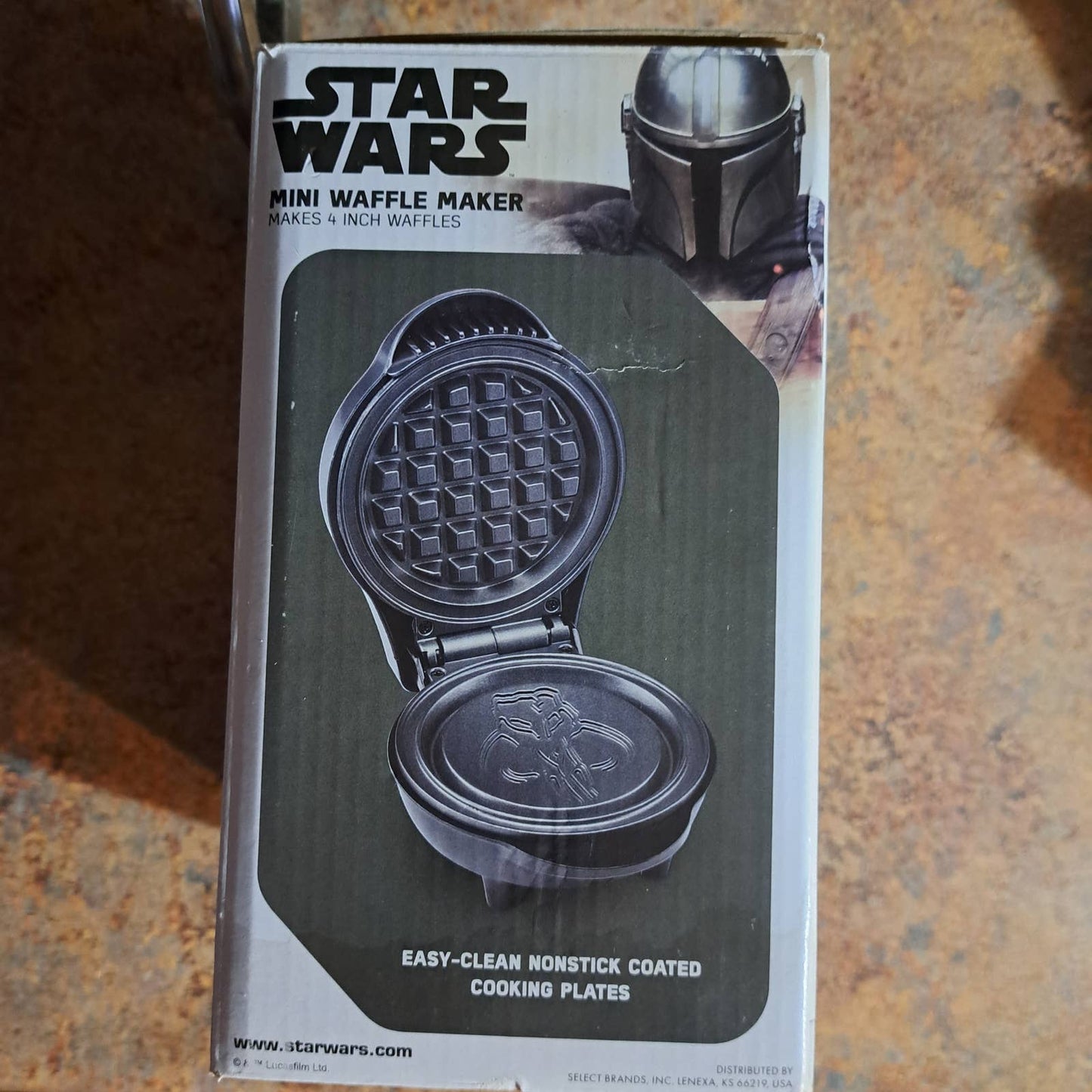 NEW Star Wars Mandalorian Waffle Maker