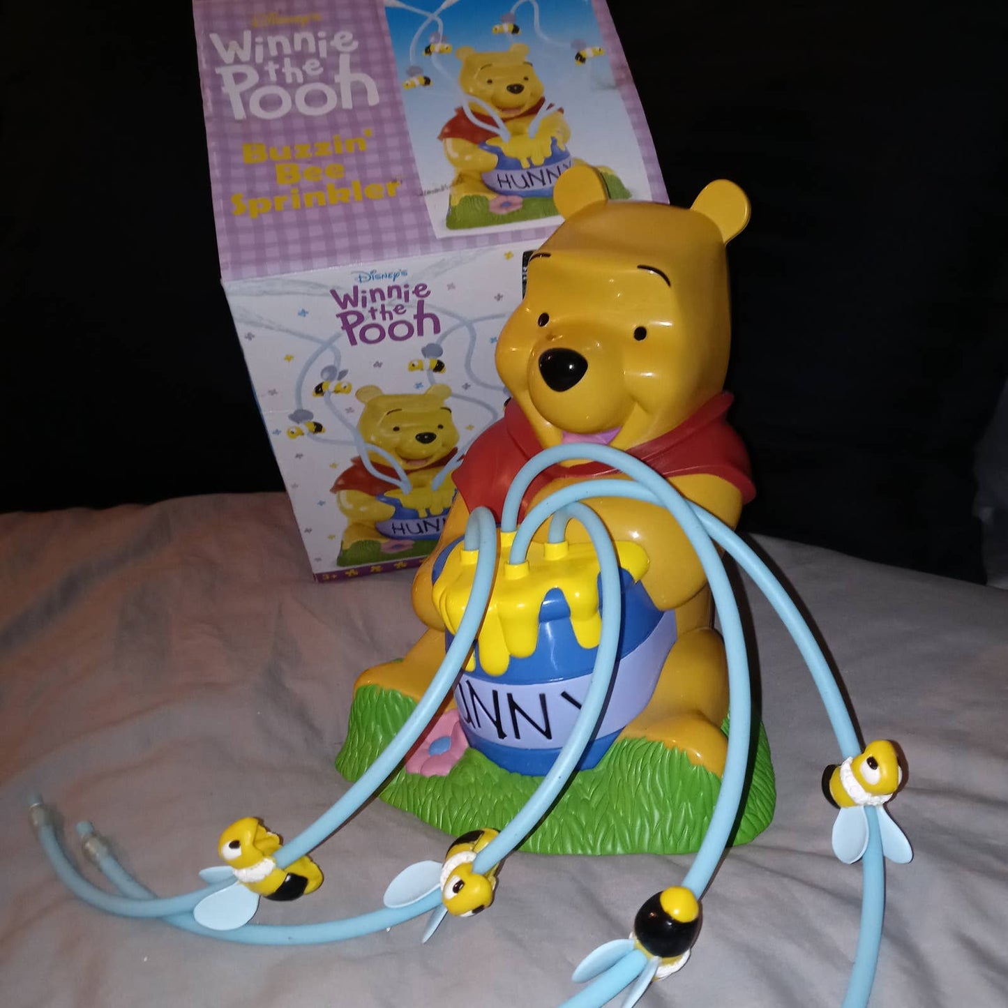 Winnie the Pooh Buzzin Bee Sprinkler