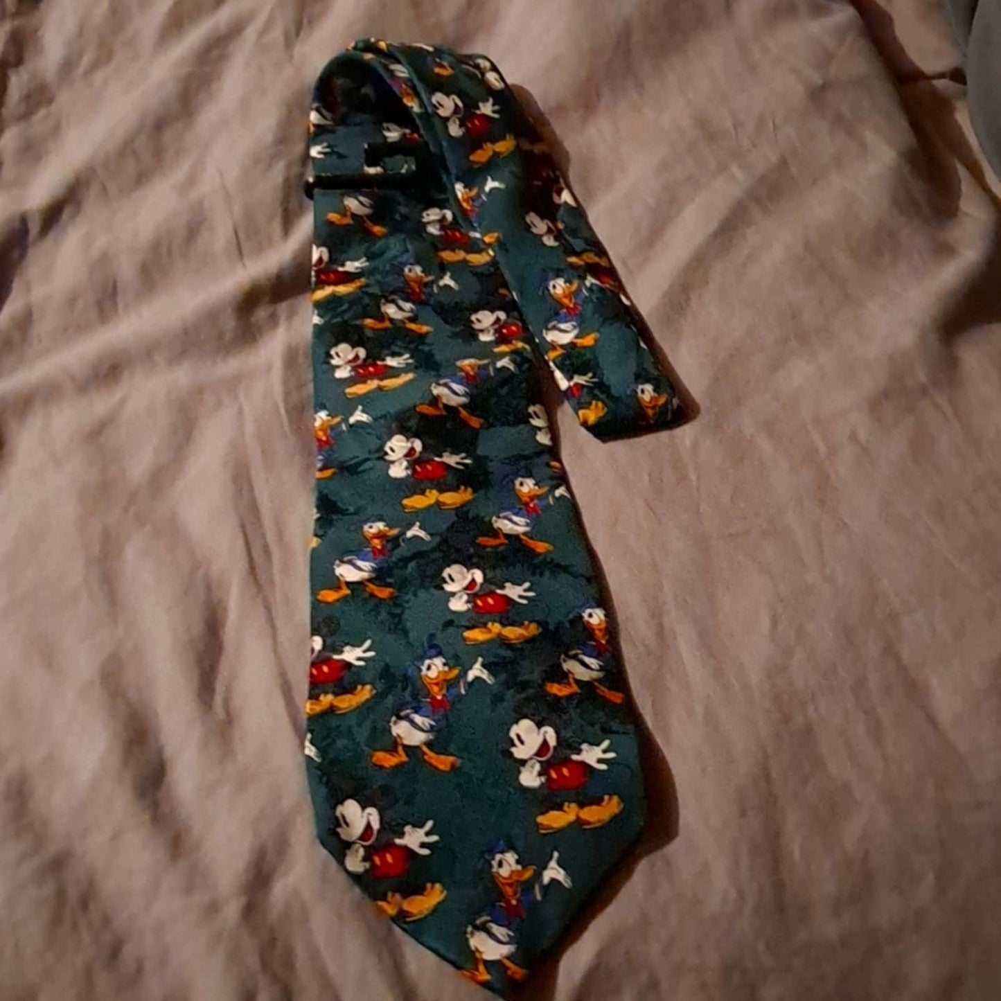 Mickey & Donald tie. Colorful. New.