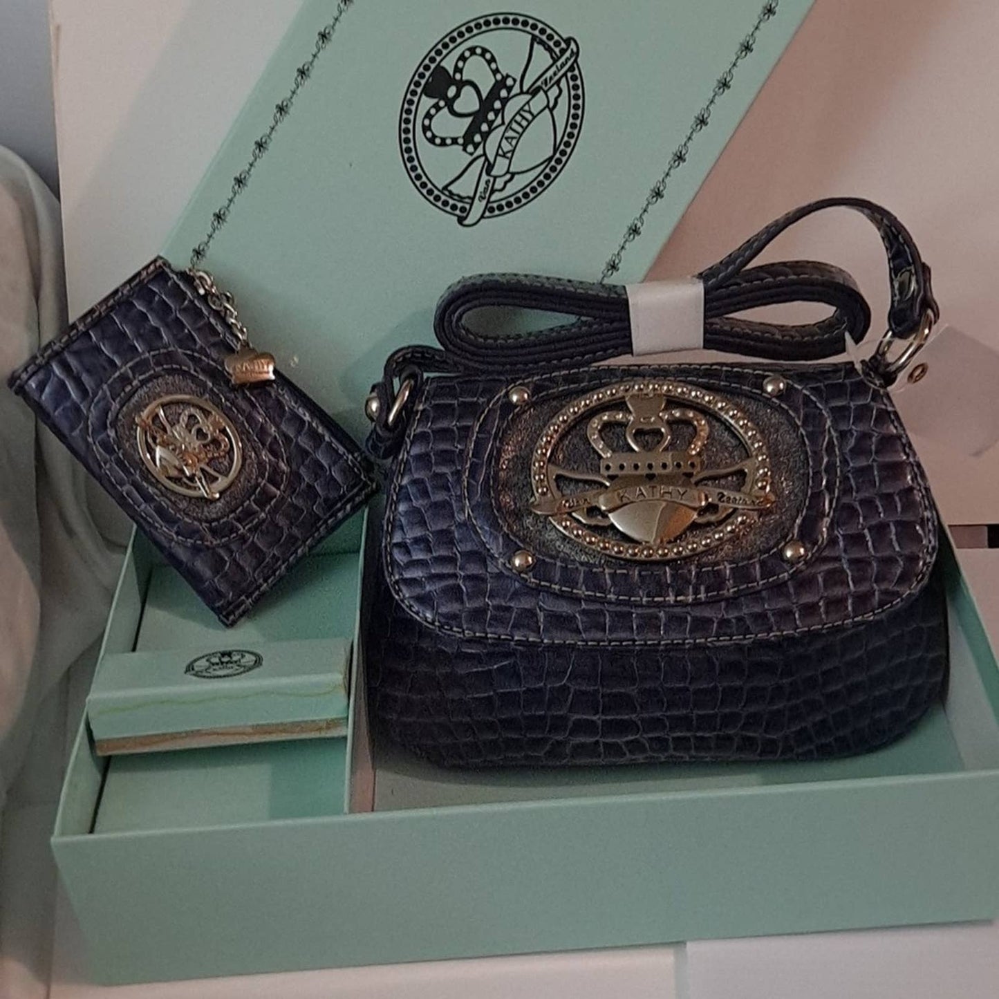 New crossbody Kathy Van Zeeland Blue/Black faux Alligator small party purse
